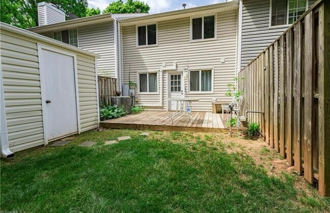 Building Photo - 5504 Richland St