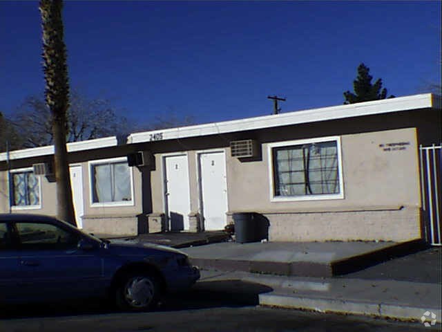 Foto del edificio - 2405 Sunrise Ave