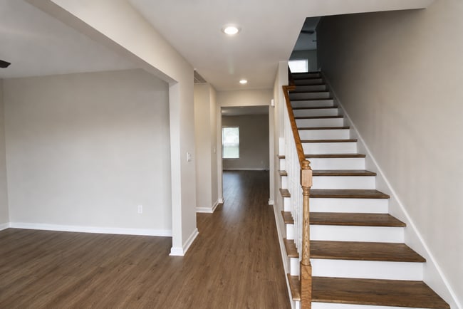 Building Photo - 10063 Woodland Cv