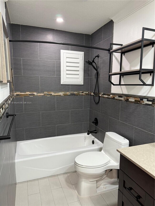 Building Photo - 12030 SW 92nd St