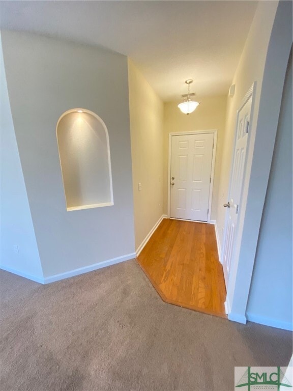 Building Photo - 260 Red Oak Dr