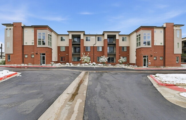 $1,640.95, 2-bed, 2-bath condo located in Aurora. - $1,640.95, 2-bed, 2-bath condo located in Aurora.