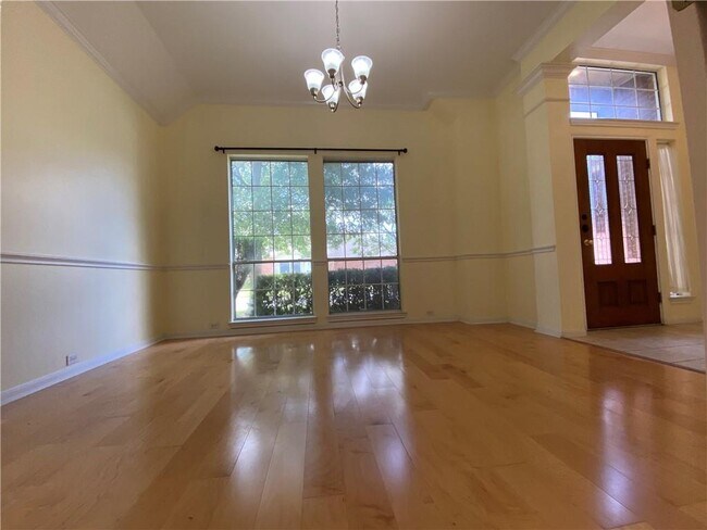 Building Photo - 7202 W Magic Mountain Ln
