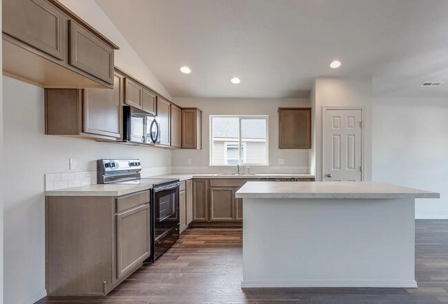 Foto del edificio - Great Nampa Home with Bonus Room!