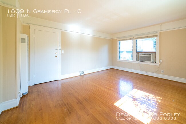 Building Photo - 1809 N Gramercy Pl