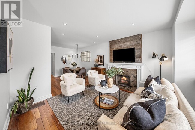 Building Photo - 364 Deloraine Ave