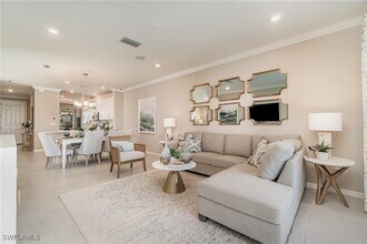 Building Photo - 11761 Venetian Lagoon Dr