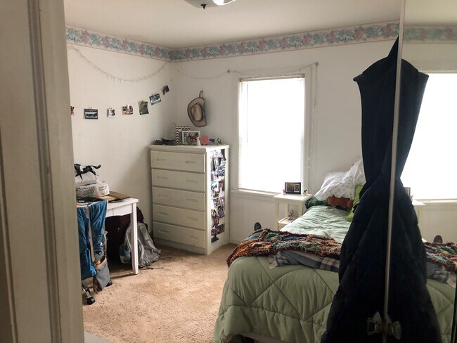 Foto del edificio - 125 W Saint Marie St