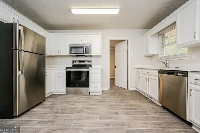 Foto del edificio - 5236 Bailey Dr