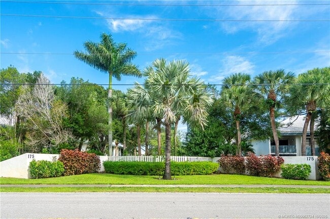 Building Photo - 175 SE St Lucie Blvd