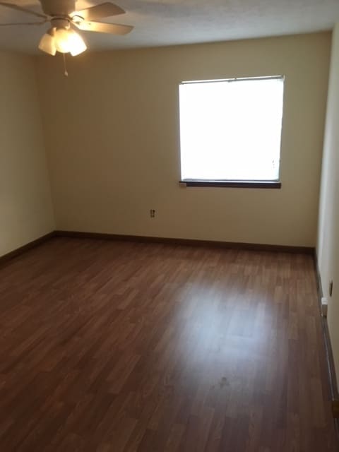 Building Photo - 315/317 Epps Bridge Duplex