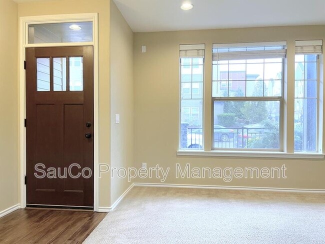 Foto del edificio - 15908 NW Central Dr