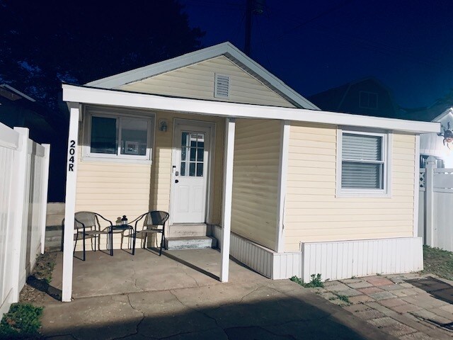 Foto del edificio - 204 16th Ave