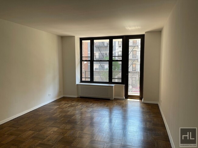 Building Photo - EAST 35 STREET