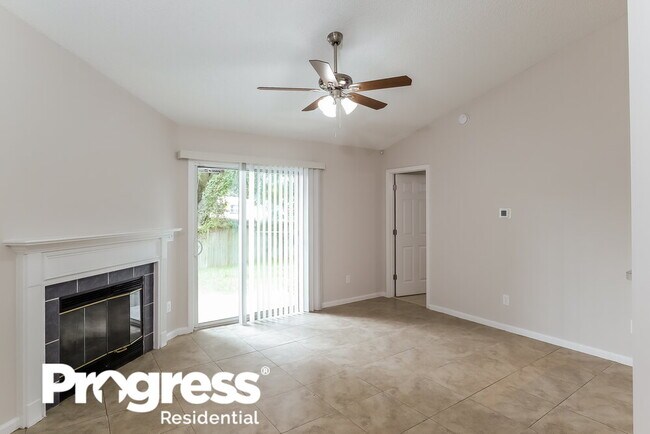 Building Photo - 3524 Wentworth Cir W