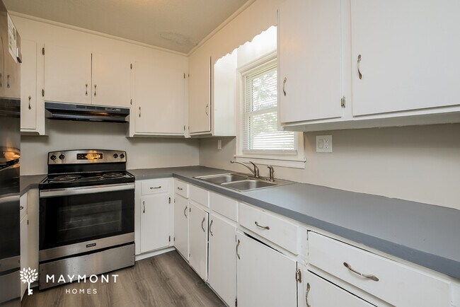 Foto del edificio - 4 Bedroom Goose Creek Home