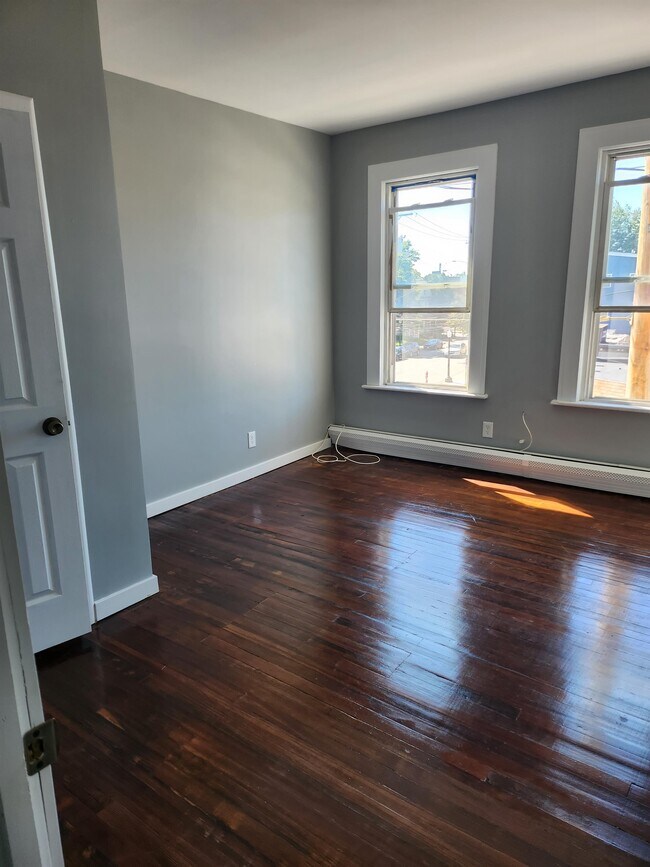 Foto del edificio - 1507 Stratford Ave