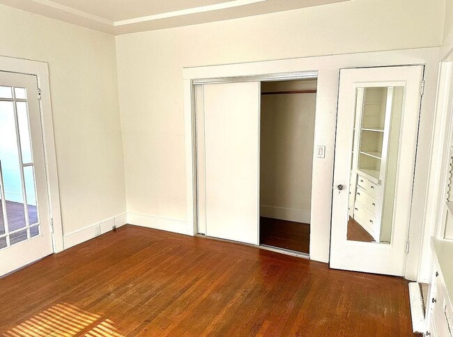 Foto del edificio - 3114 MLK 1BD 1Bath Unit