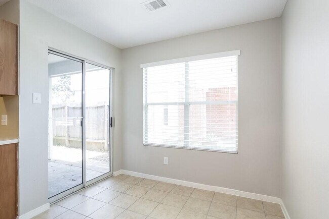Foto del edificio - 9849 Youpon Ridge Way