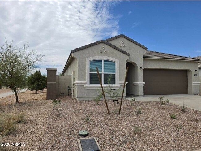 Building Photo - 18399 W Buckskin Trl