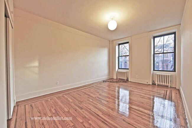 Building Photo - 21 Sterling Pl
