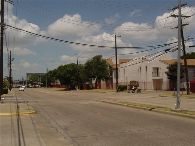 Foto del edificio - Dallas North Apartments