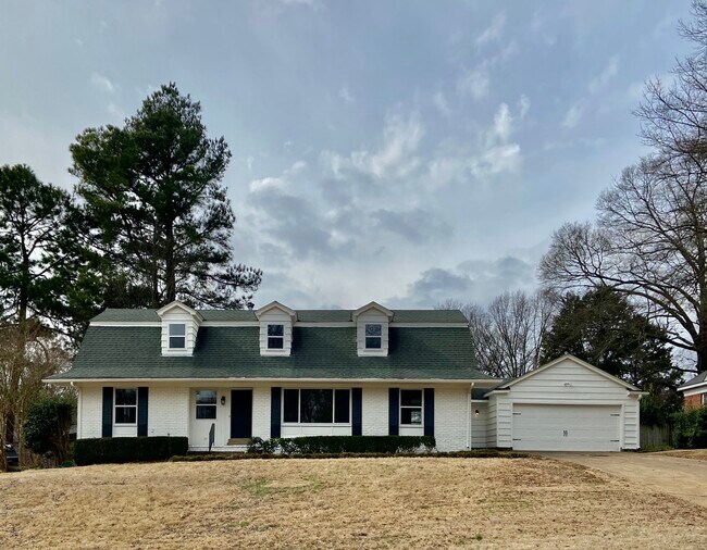 Building Photo - 1827 Poplar Estates Pkwy