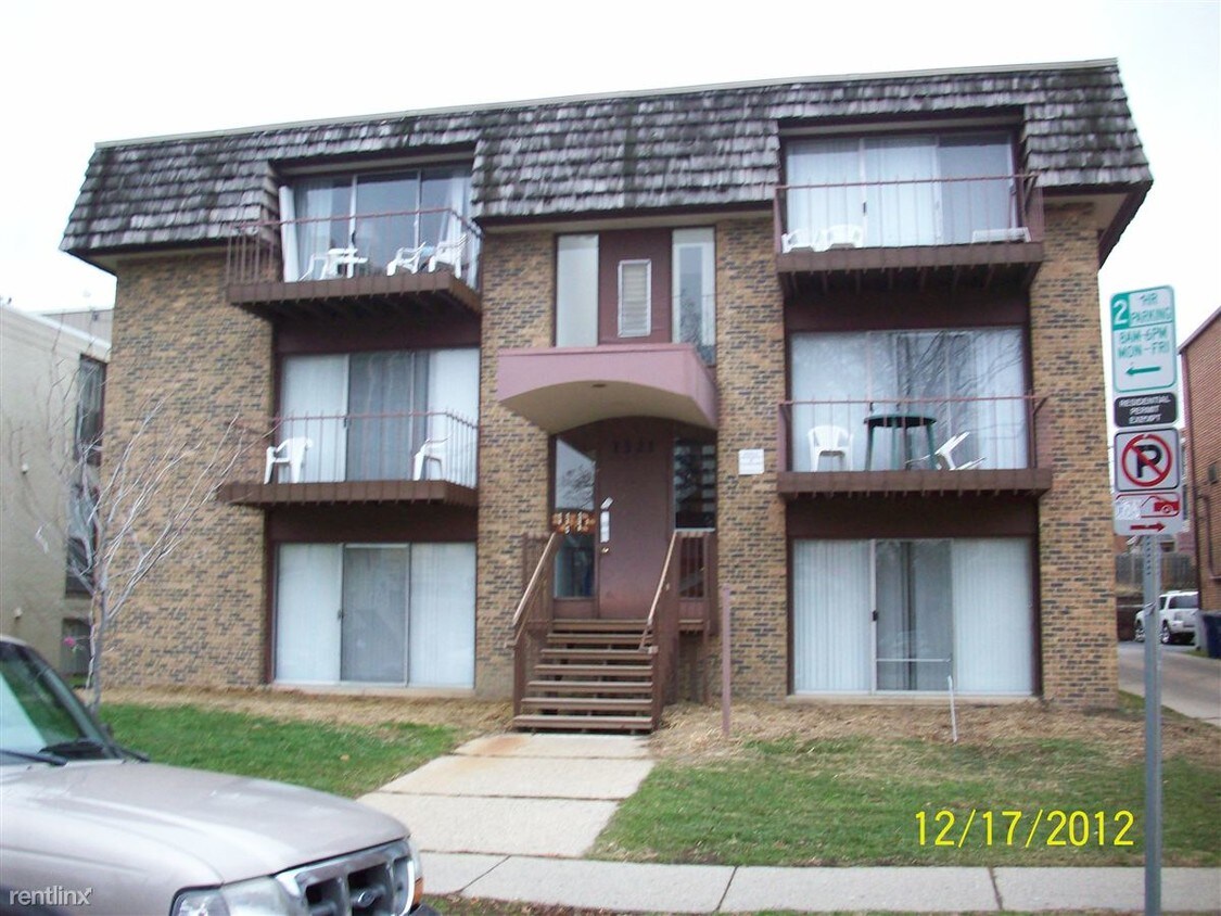 Primary Photo - 1321 Wilmot St
