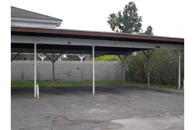  - 4625-4633 Delta Ave
