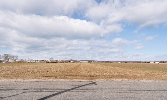 Foto del edificio - 396 Reeves Ave