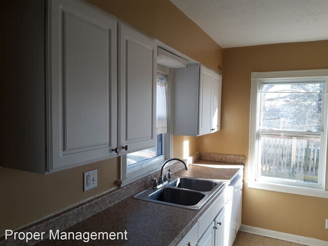 Foto del edificio - 3 br, 2 bath House - 1340 Melrose Ave