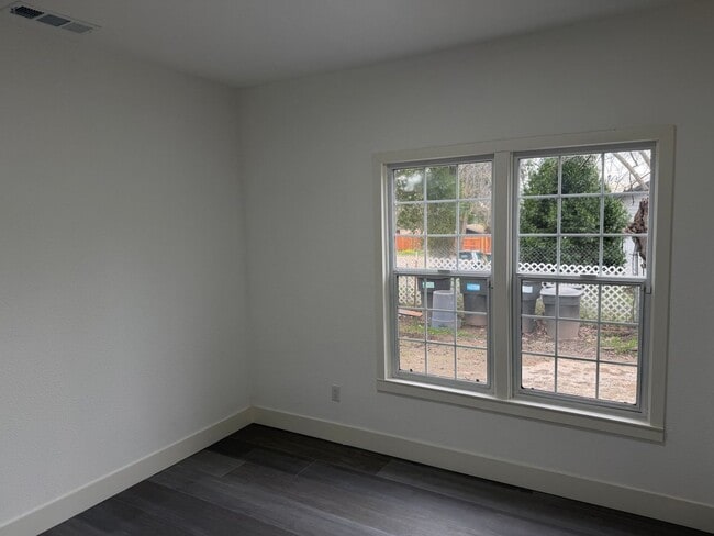 Building Photo - 8632-8636 Sunset Avenue