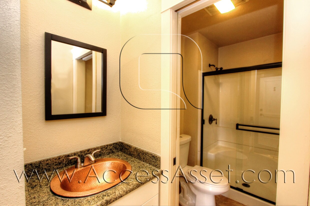 Apartment in Lake Elsinore Studio, 1 Bath, 845