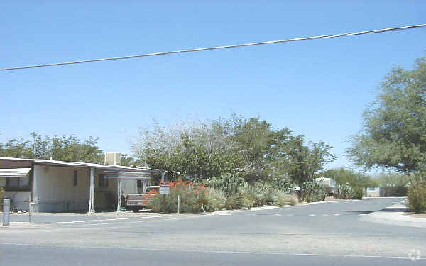 Foto del edificio - Curtis Road Mobile Home Park