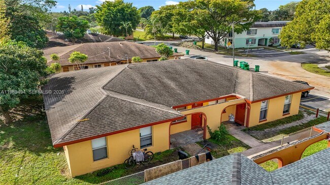 Foto del edificio - 1800 NW 52nd Ave