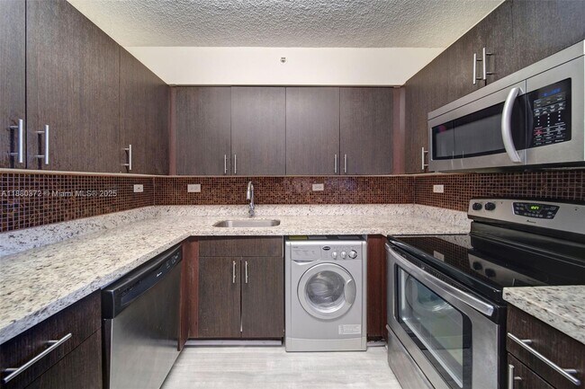 Foto del edificio - 1500 Bay Rd