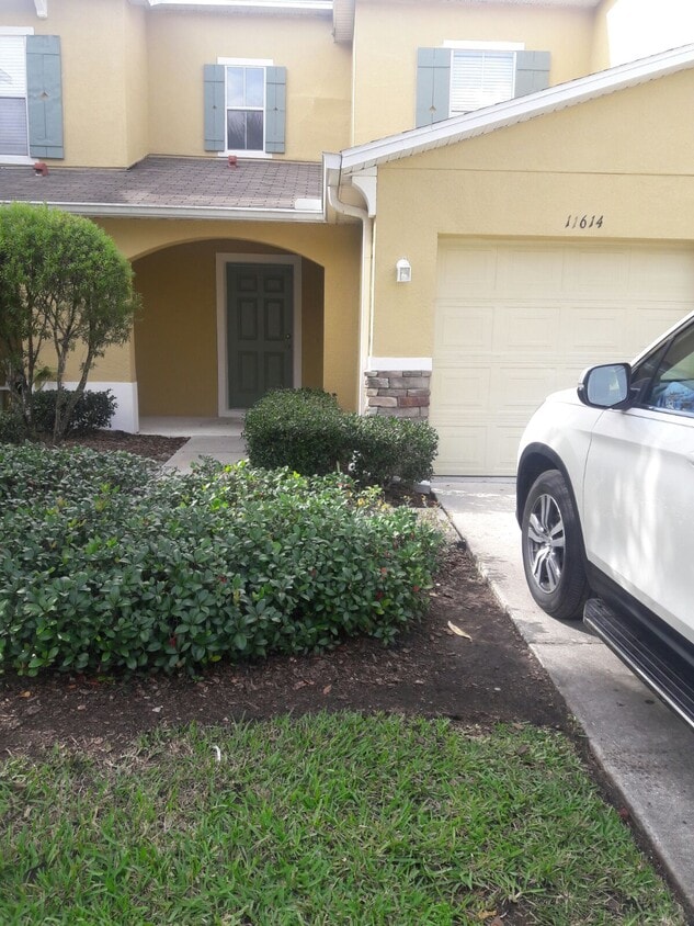 Primary Photo - 11614 Mango Ridge Blvd