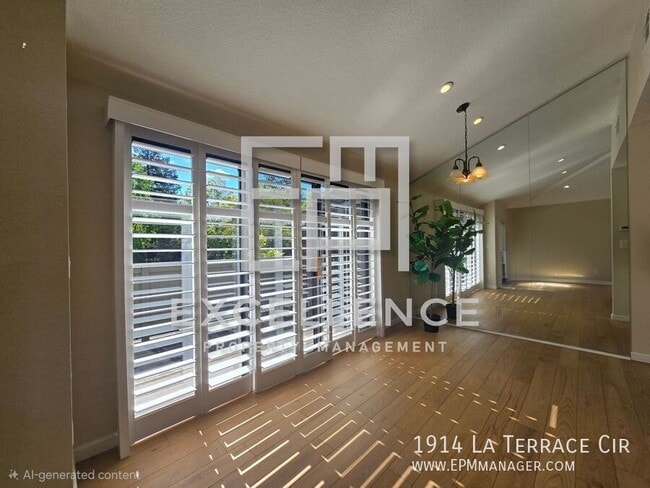 Foto del edificio - 1914 La Terrace Cir