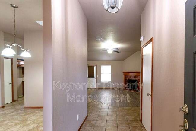 Foto del edificio - 5721 SE 86th St