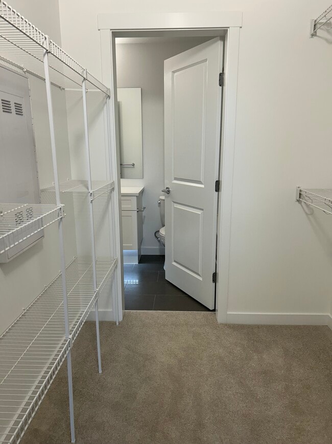 Building Photo - 15733 85 Av
