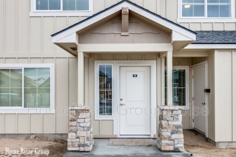 Foto principal - 808 E Wandering Ln