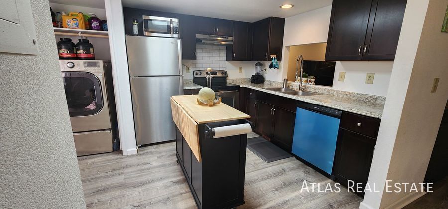 Primary Photo - COMING SOON - MOVE IN 7/1! 2 Bedroom Townh...
