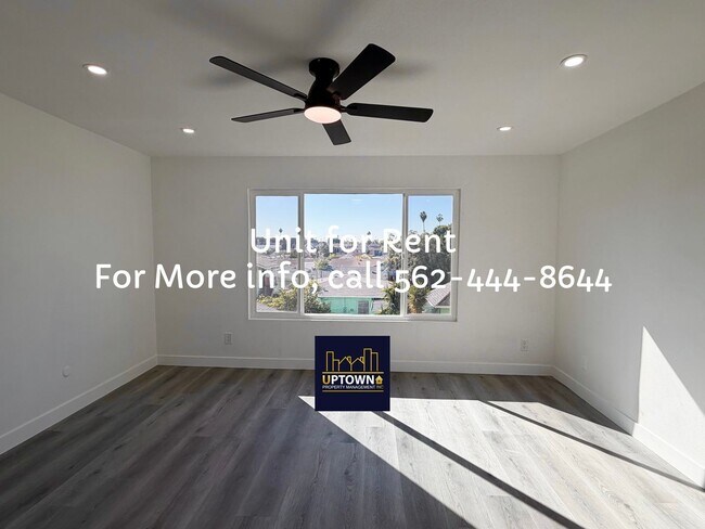 Building Photo - Breed