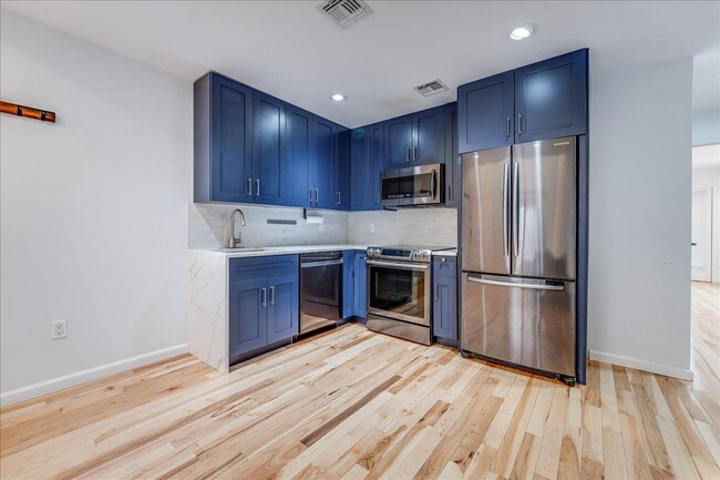 Foto del edificio - 416 63rd St