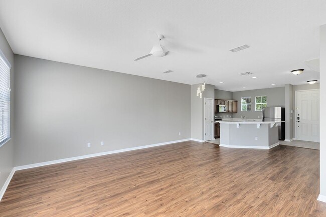 Building Photo - 7340 Yoder St