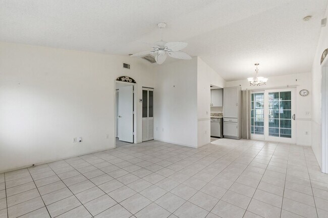 Building Photo - 7284 Sea Mist Dr