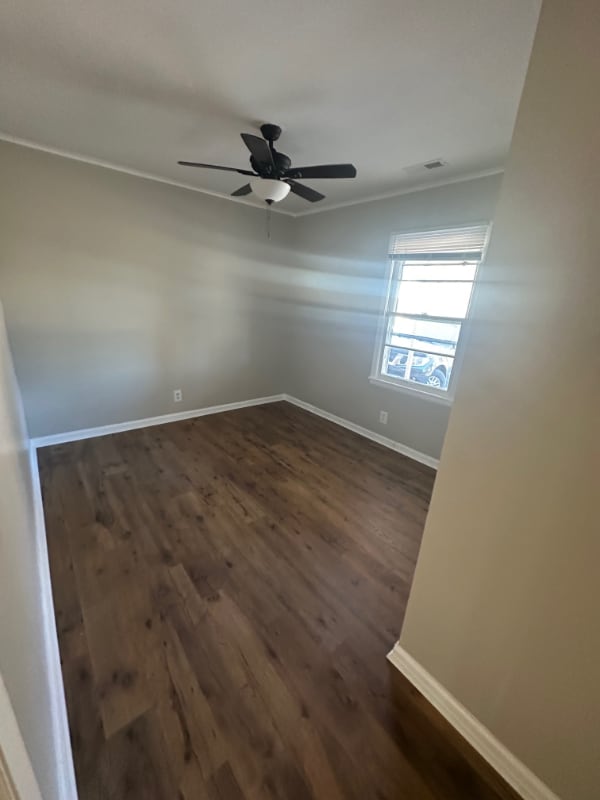 Foto del edificio - 123 S Sam Davis Ave