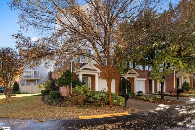 Building Photo - 815 Giverny Ct