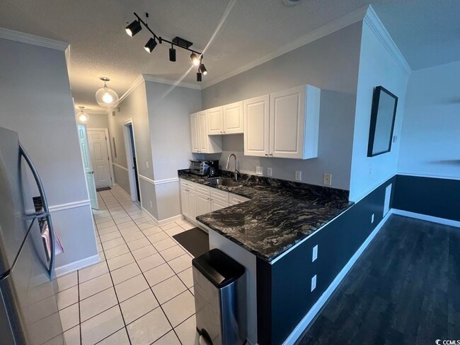Building Photo - 3965 Forsythia Ct