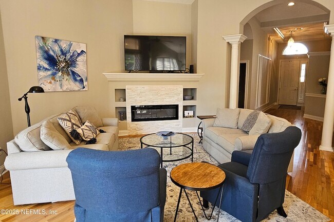 Foto del edificio - 212 Island Green Dr